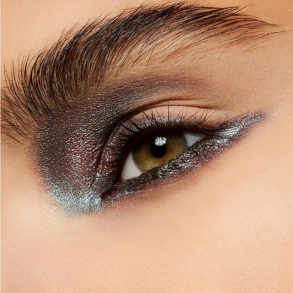 MAC Frost Eyeshadow-Starry Night